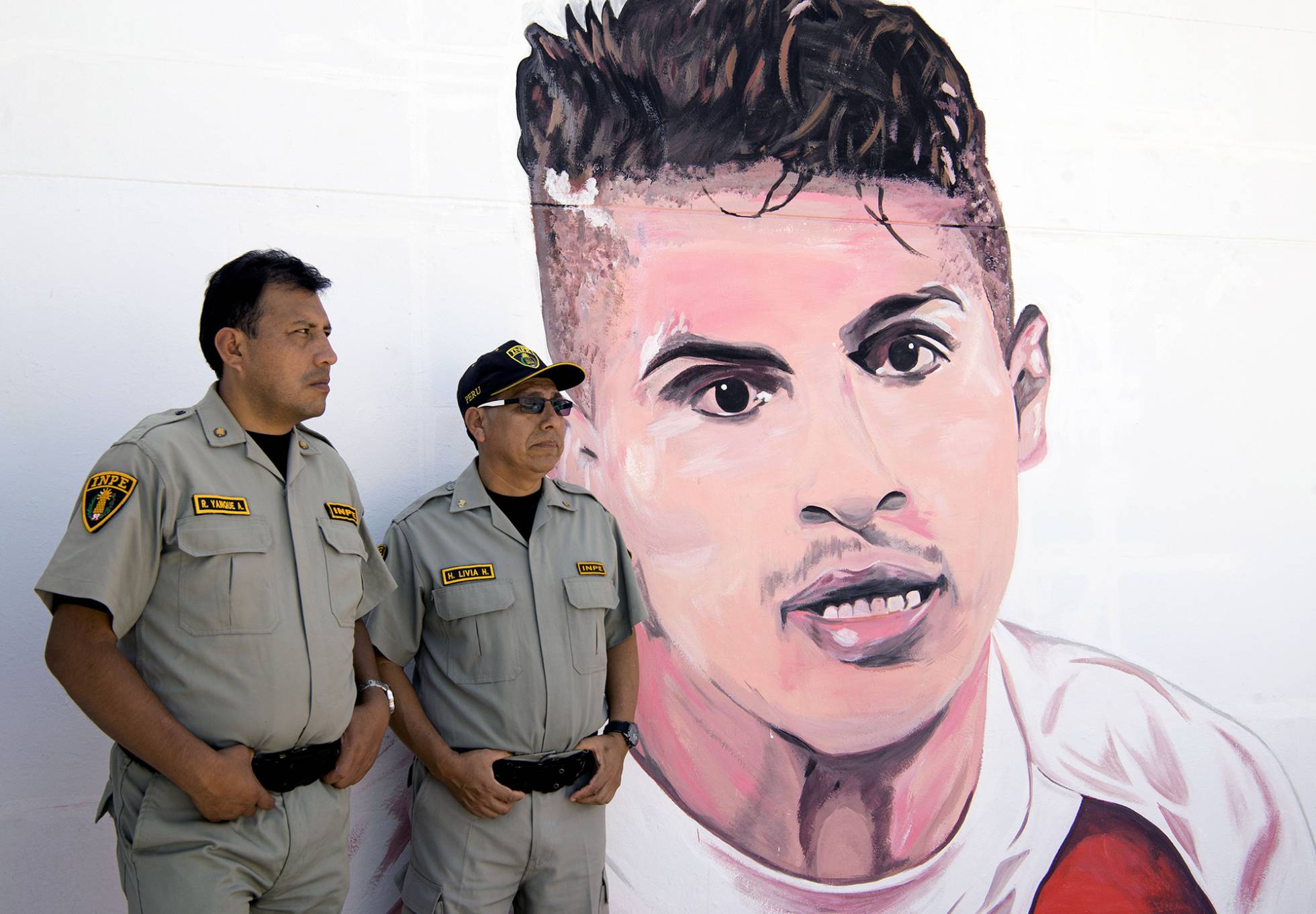 foto nota Paolo Guerrero EPS